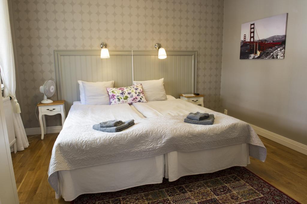 Lilla Hotellet I Nora Luaran gambar