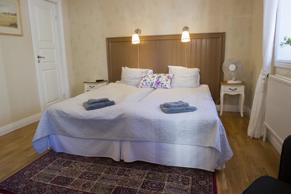 Lilla Hotellet I Nora Luaran gambar
