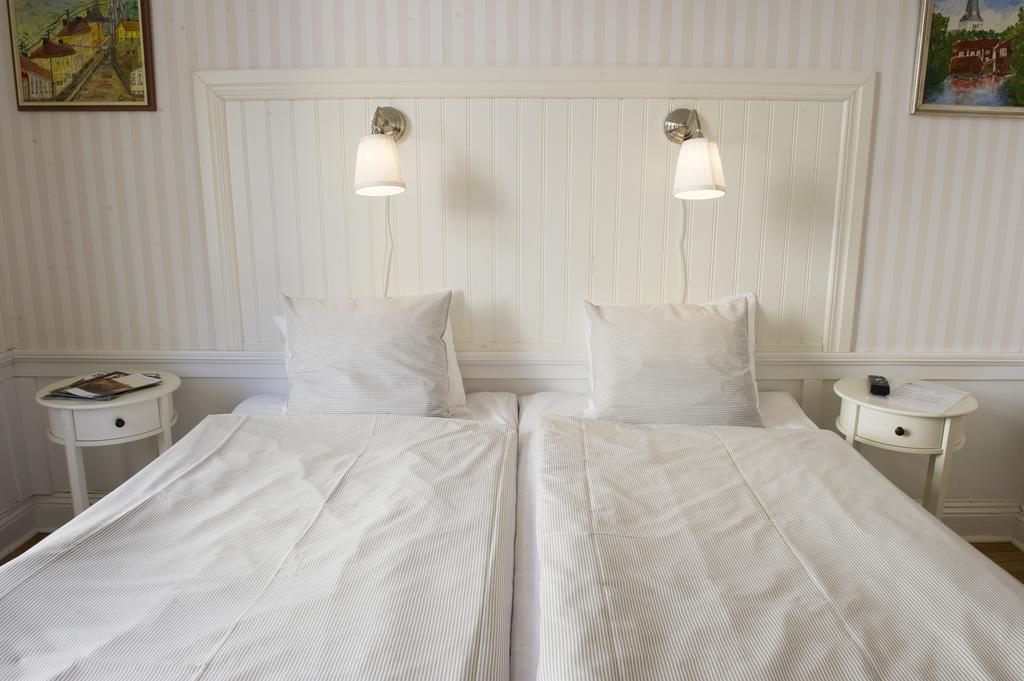 Lilla Hotellet I Nora Luaran gambar