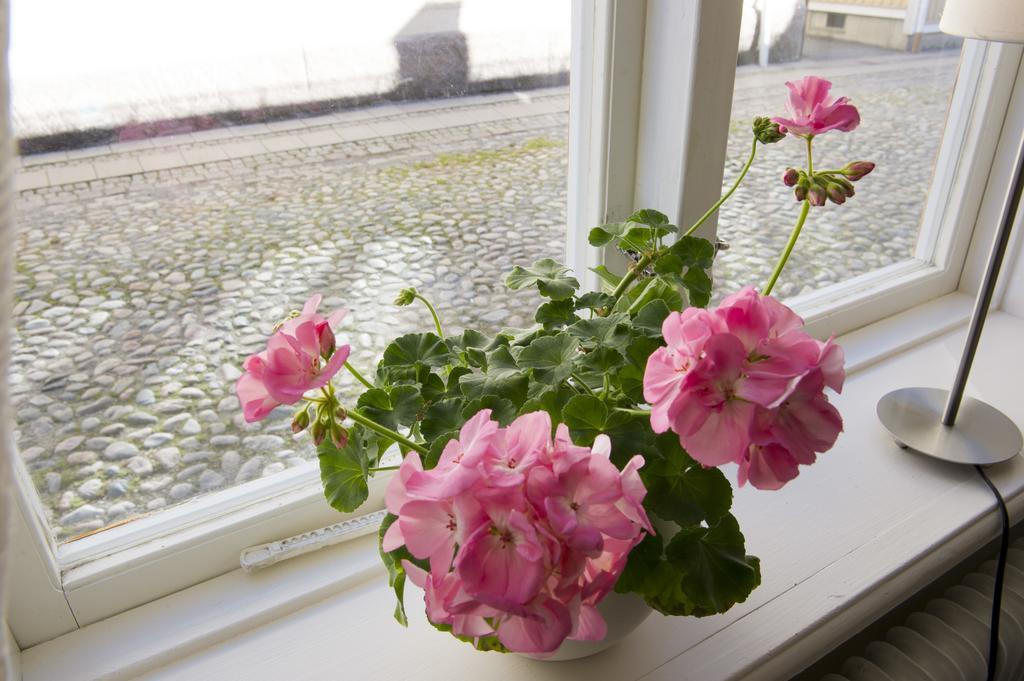 Lilla Hotellet I Nora Luaran gambar