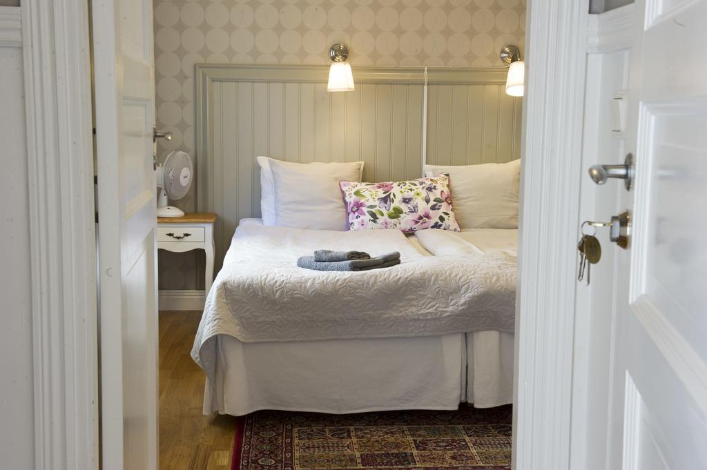 Lilla Hotellet I Nora Luaran gambar