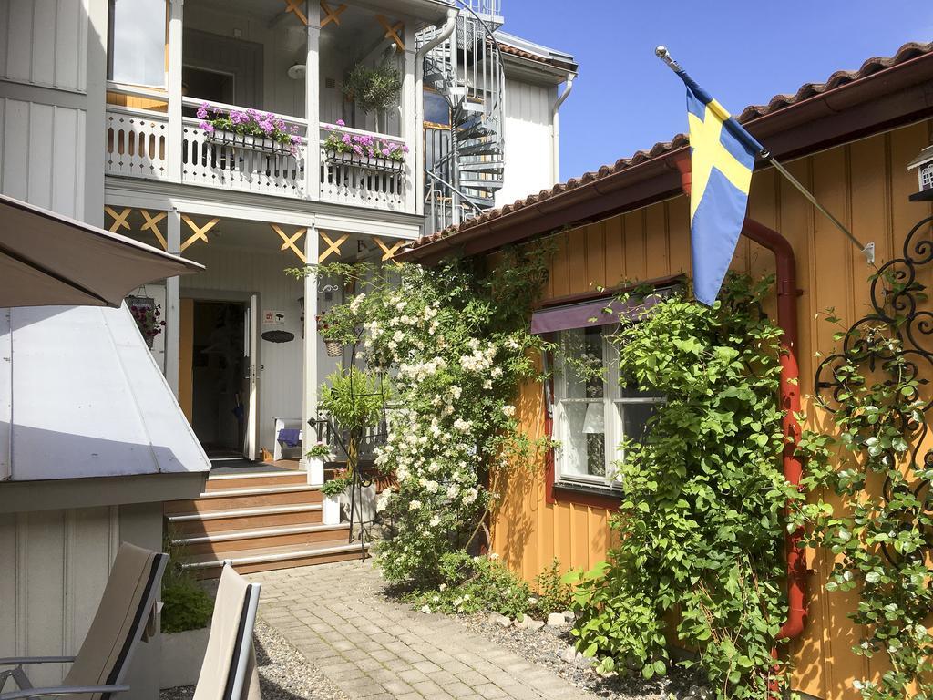 Lilla Hotellet I Nora Luaran gambar