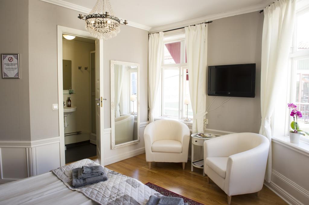 Lilla Hotellet I Nora Luaran gambar