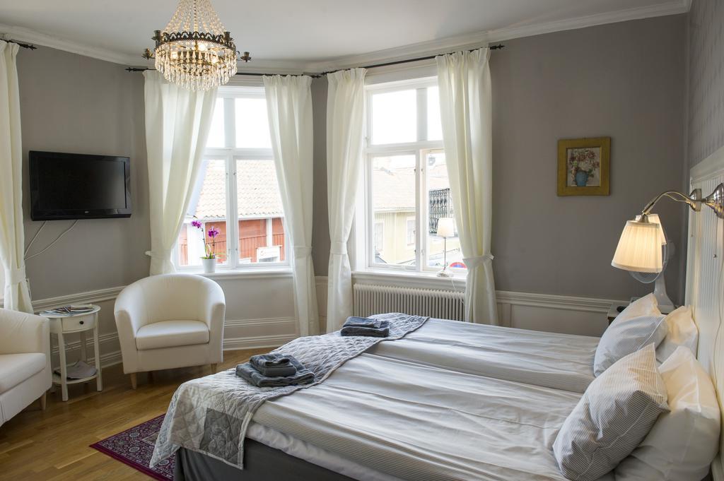 Lilla Hotellet I Nora Luaran gambar